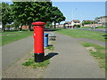 Path beside Castle Road, Rosyth