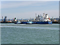 SU4704 : Alkiviadis and Tugs at Fawley Marine Terminal by David Dixon