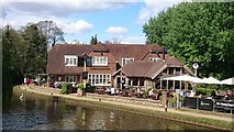 TQ0559 : The Anchor, Pyrford Lock by Mark Percy