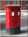 Victorian postbox, Rosebery Avenue, EC1 (3)