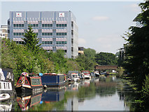 TQ0484 : The Grand Union Canal south of Oxford Road, Uxbridge by Mike Quinn
