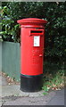 Elizabeth II postbox on Bury Lane, Epping