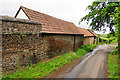 Lane passing Lower Pardlestone Farm