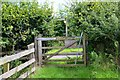 Gate and sign, footpath to Denholm