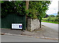 Bilingual name sign on a Gilwern corner