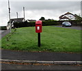 ST0780 : Queen Elizabeth II postbox, Groesfaen by Jaggery