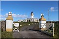 ND3854 : Gateway to Noss Head Lighthouse by Alan Reid