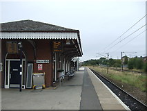 SK9135 : Platform 4, Grantham Railway Station by JThomas