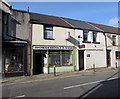 Rhondda Animals in Need shop, Tylacelyn Road, Penygraig