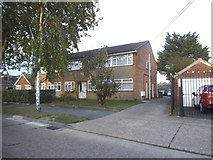 TQ5382 : Houses on Briscoe Road, Rainham by David Howard