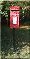 TF8241 : Elizabeth II postbox on Church Walk, Burnham Westgate by JThomas