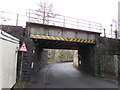 SO2001 : Low railway bridge in Aberbeeg by Jaggery