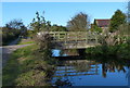 Footbridge 5 crossing the Grantham Canal