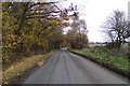 TL1318 : Chiltern Green Road, Chiltern Green by Geographer