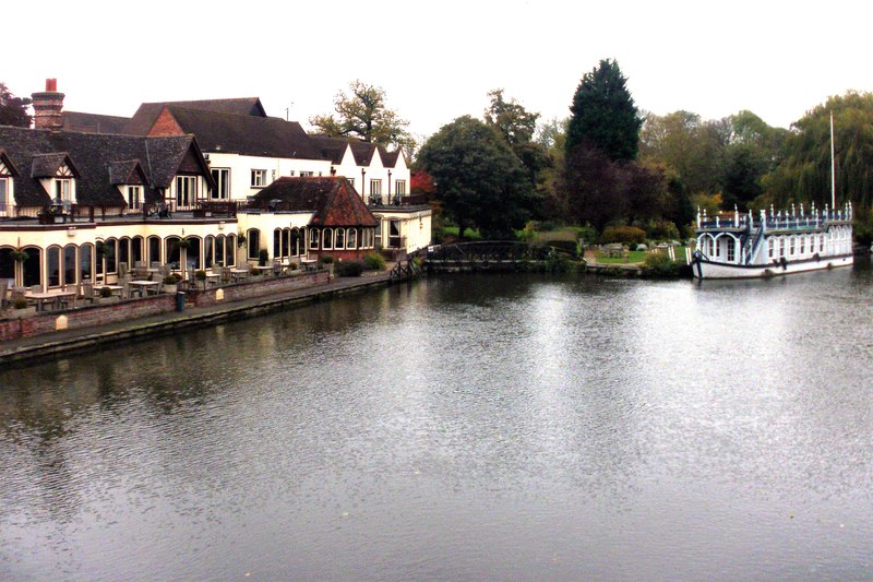 Streatley on Thames © norman griffin cc-by-sa/2.0 :: Geograph Britain ...