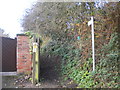 Footpath alongside Hollinwood House, south west of Calverton (2)