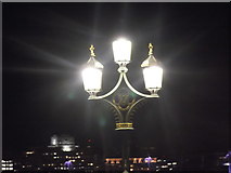 TQ3079 : Lamp on Westminster Bridge by Robin Sones