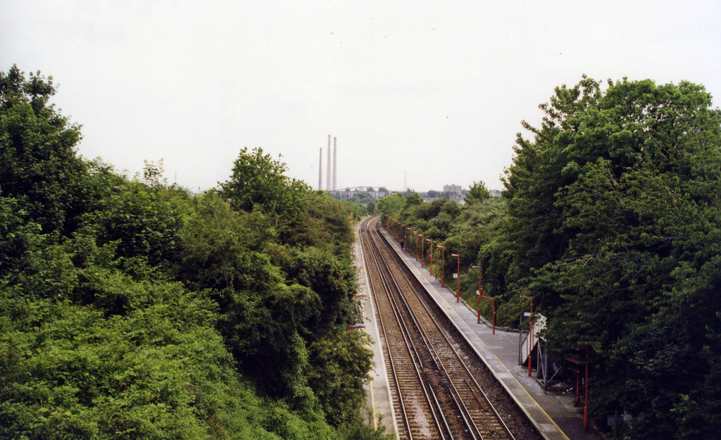 station, 1999 © Ben Brooksbank ccbysa/2.0 Geograph