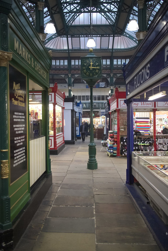 M&s Heritage Stall And Clock, Kirkgate © Mark Anderson Cc-by-sa 2.0 