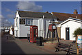 Maplin lighthouse monument and Star Inn at Burnham quay