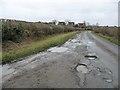 Hayes Road entering Deanshanger