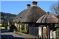 Thatched cottage in Gracious Street, Selborne