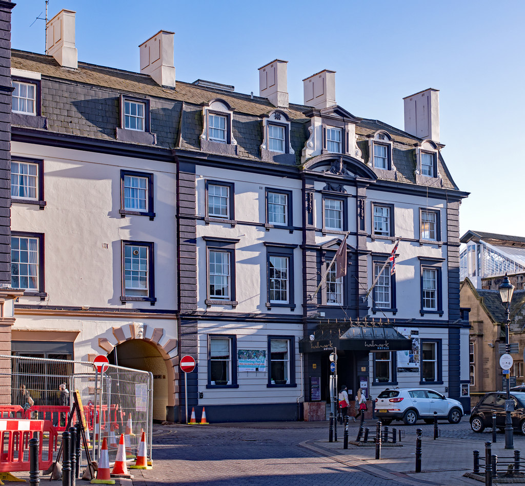 former-county-hotel-carlisle-the-carlisle-kid-cc-by-sa-2-0