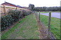 Public footpath to Manor Farm