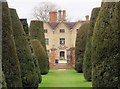 SP1772 : Packwood House from the Yew Garden by Steve Daniels