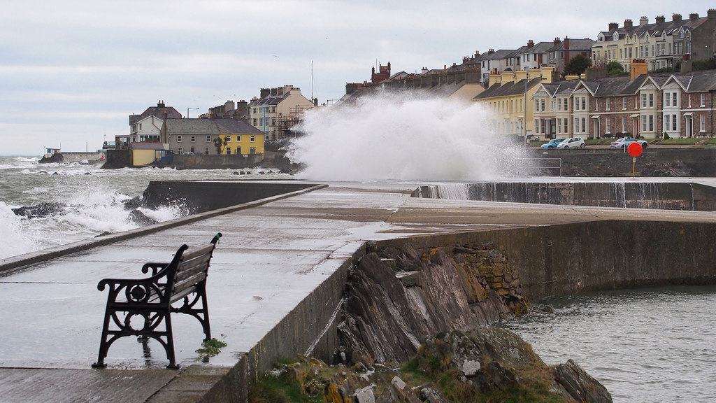 high-tide-bangor-rossographer-cc-by-sa-2-0-geograph-ireland