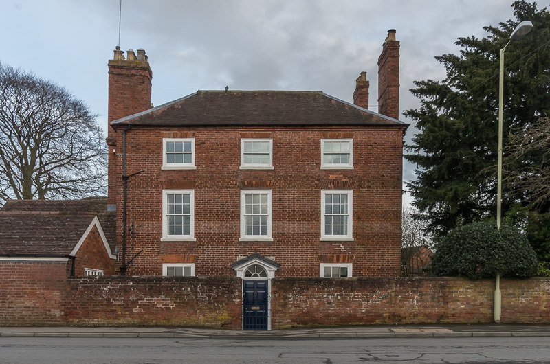 Gravel Hill House © Ian Capper ccbysa/2.0 Geograph Britain and Ireland