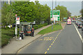 Eastbound A4, New Road bus stop