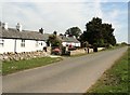 Bythynod ar hyd Afon Cefni / Cottages along Afon Cefni