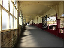 SE0641 : Ramp from Platform 4, Keighley Station by Jonathan Thacker