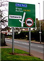 Tamworth, Birmingham and Burton direction sign alongside the A51, Lichfield
