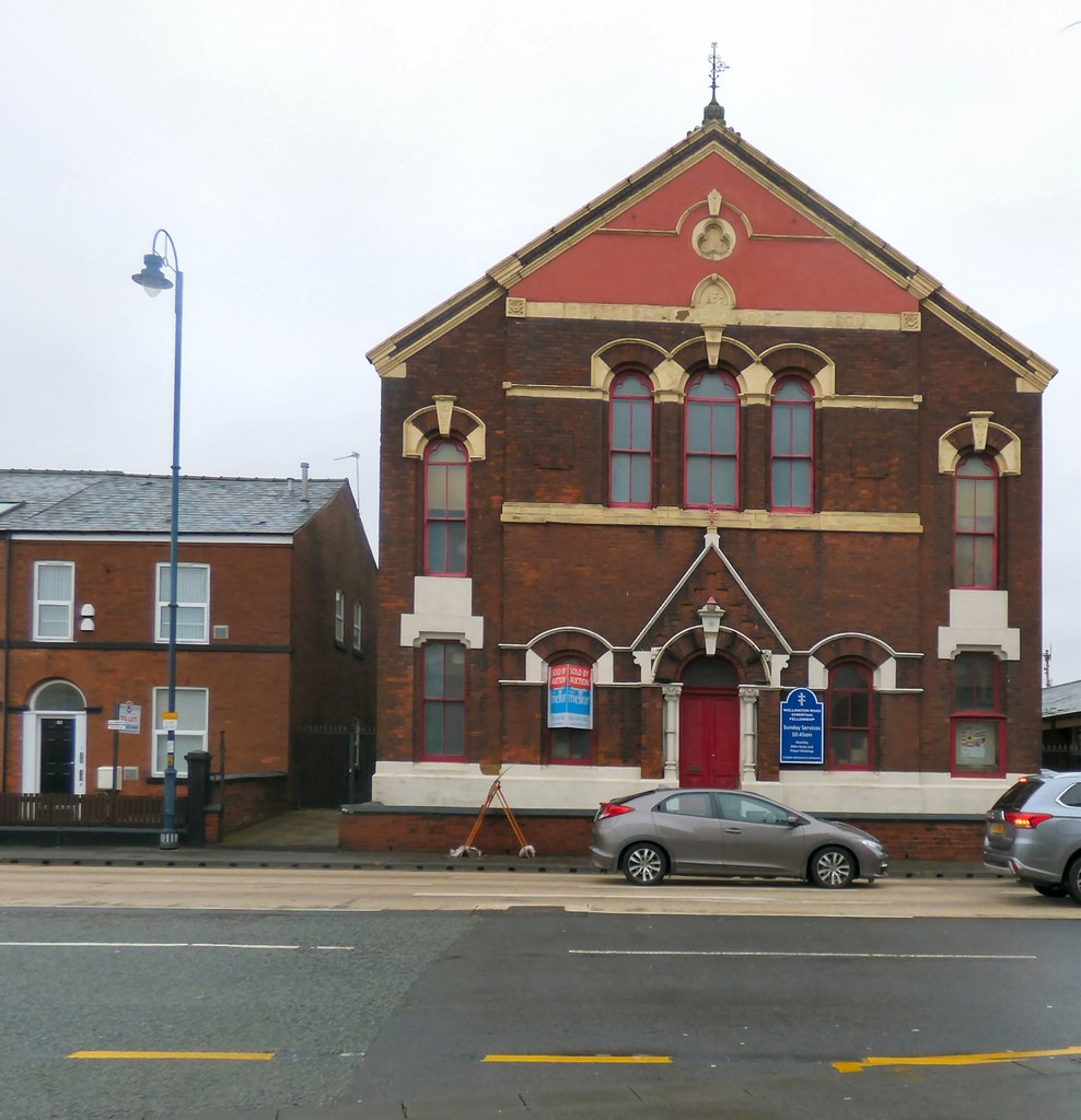 former-independent-methodist-church-gerald-england-cc-by-sa-2-0