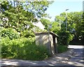 Windowless bus shelter, Kittle