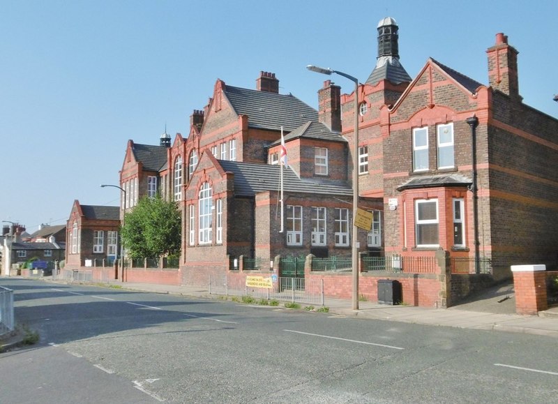 Wallasey, primary school © Mike Faherty cc-by-sa/2.0 :: Geograph ...