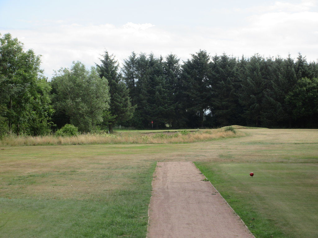 Thornton Golf Course, 14th hole, Burn © Scott Cormie ccbysa/2.0