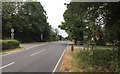 Road and path junction at Roundstreet Common