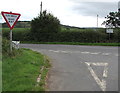 Ildiwch/Give Way sign at the edge of Dingestow