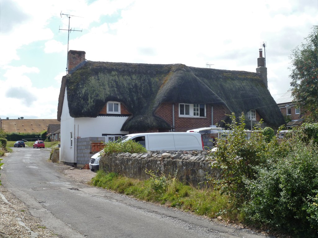 West Overton houses [16] © Michael Dibb cc-by-sa/2.0 :: Geograph ...