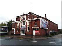 SE2733 : Former Lyric Cinema, Tong Road, Armley by Stephen Craven