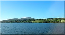 J0225 : The western shore of Cam Lough by Eric Jones