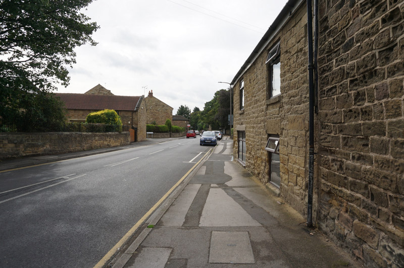 Morthen Road, Wickersley © Ian S cc-by-sa/2.0 :: Geograph Britain and ...