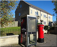 SD9216 : George VI postbox and telephone box on Featherstall Road, Littleborough by JThomas