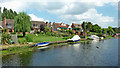 Gardens and moorings near Barrow upon Soar in Leicestershire