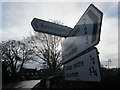 Signposts at Holmer Green