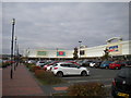 SO9499 : Bentley Bridge Retail Park, Wednesfield by Richard Vince