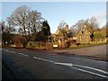 Gatehouse to Losehill Hall YHA